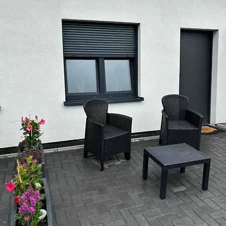 A7 Apartment 3 Datgen Exterior photo