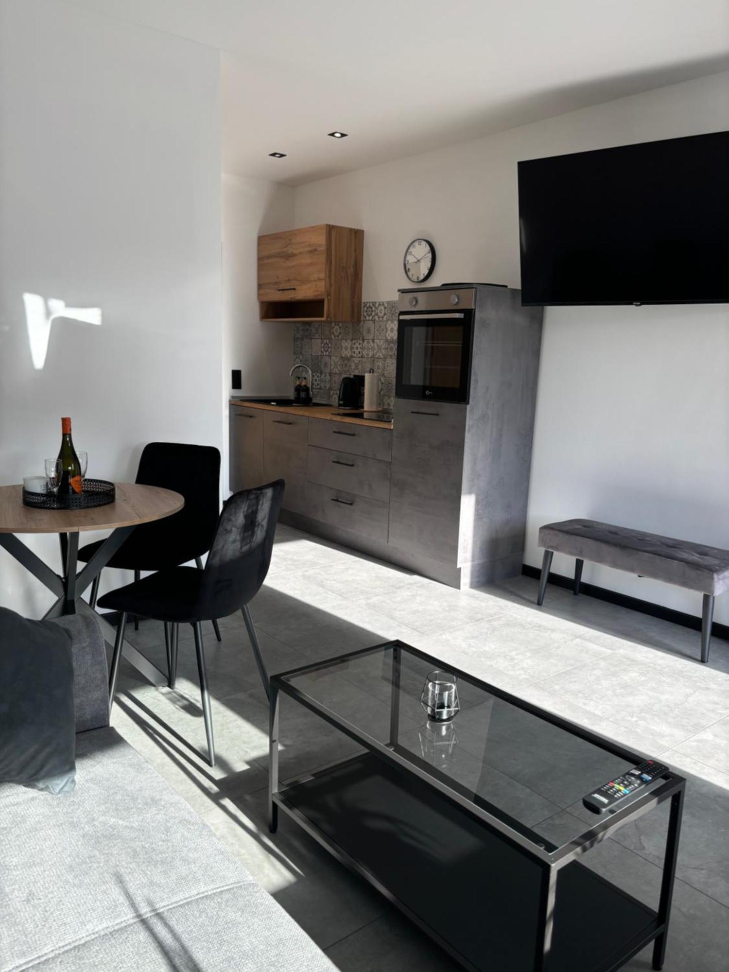 A7 3 Apartment Datgen