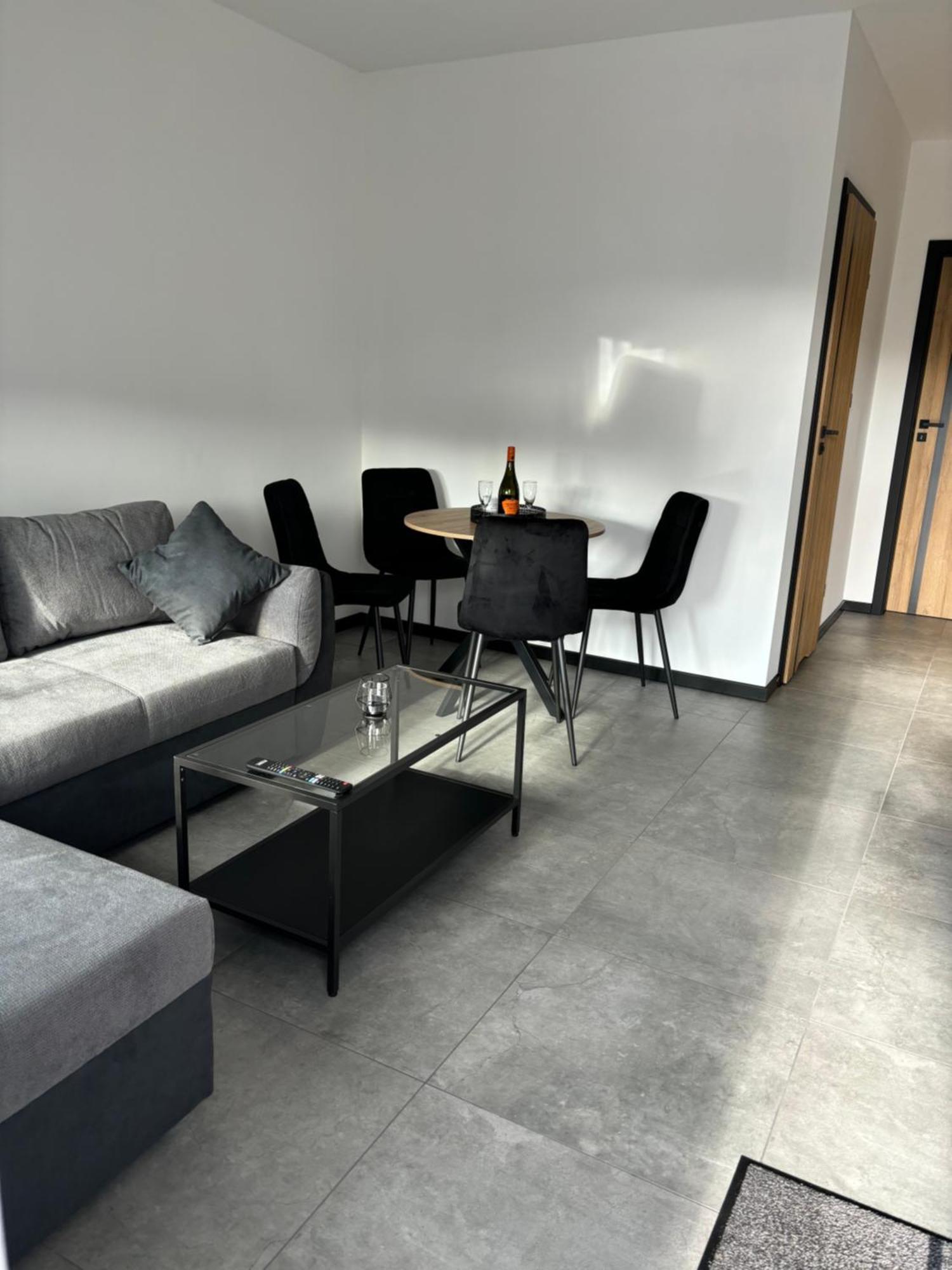 A7 3 Apartment Datgen
